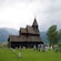 Los invitados se reúnen alrededor de la Iglesia de madera de Urnes en Noruega